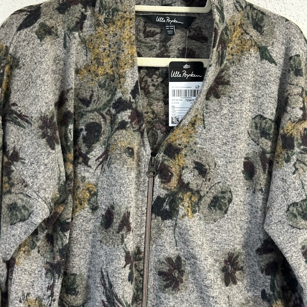 NWT ULLA POPKEN zip Up Sweater Size 12/14 Grays, Maroon & Green Very Soft. - Picture 4 of 11